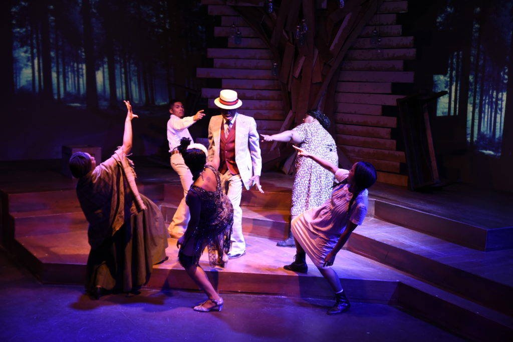 _D751020 Horizon Theatre